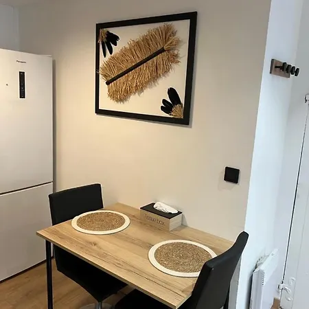 Apartment Studio Contemporain, A Deux Pas De La Mer A ! *